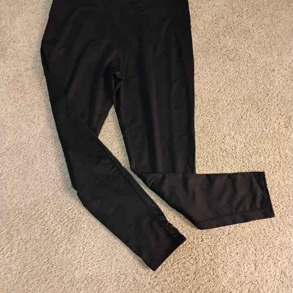 Climate Right Leggings By Cuddle Duds - Picture 5 of 6